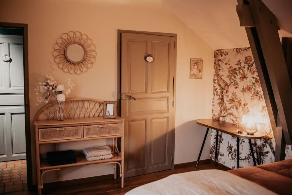 Maisonnette De Charme Les Jardins De Lou Boussac  Bagian luar foto