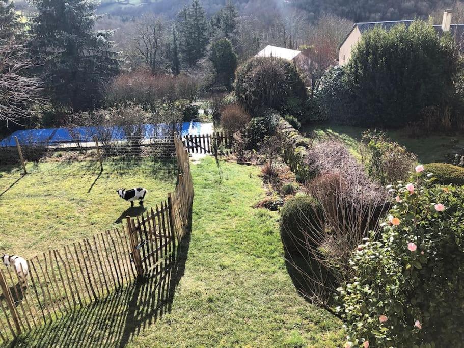 Maisonnette De Charme Les Jardins De Lou Boussac  Bagian luar foto
