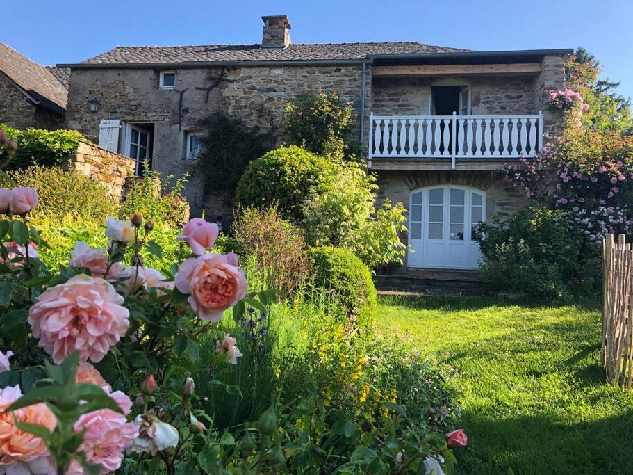 Maisonnette De Charme Les Jardins De Lou Boussac  Bagian luar foto